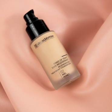 Regenerating Treatment Foundation HONEY 02  MAKEUP  $58.00