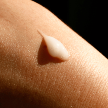 Liposomes Eye ''Lift'', anti-aging eye contour  Académie  $50.00