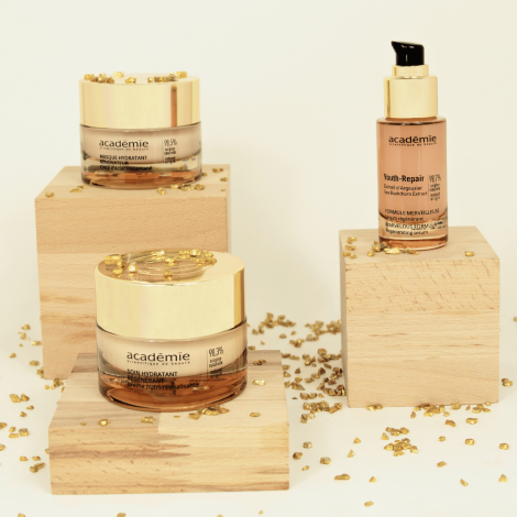 Renewing Moisturizing Mask  Académie  $84.00