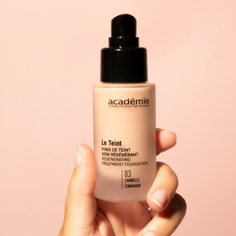 Regenerating Treatment Foundation - 03 Cinnamon  MAKEUP  $58.00