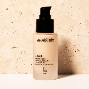 Regenerating Treatment Foundation - 01 Ivory  MAKEUP  $58.00