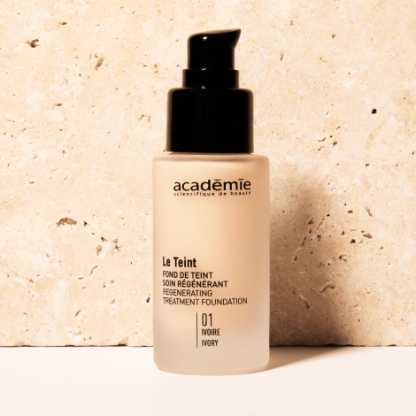 Regenerating Treatment Foundation - 01 Ivory  MAKEUP  $58.00