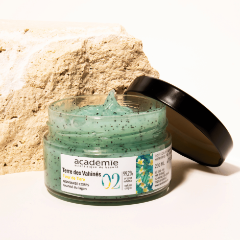 New Size - Body Scrub Lagoon Granita - Terre des Vahinés  BODY CARE  $48.00